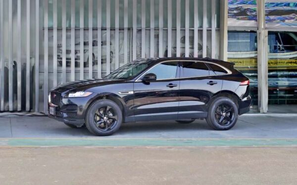 Jaguar F Pace First Edition 2019