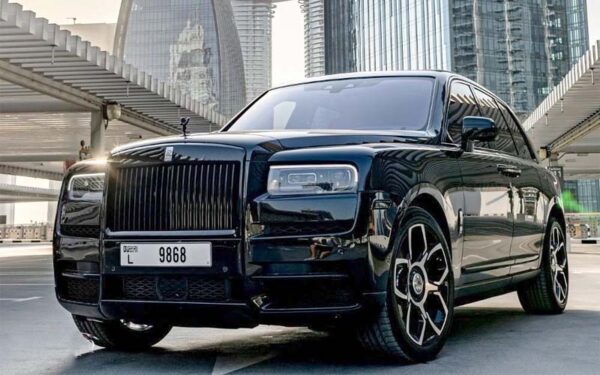 Rolls Royce Cullinan 2021