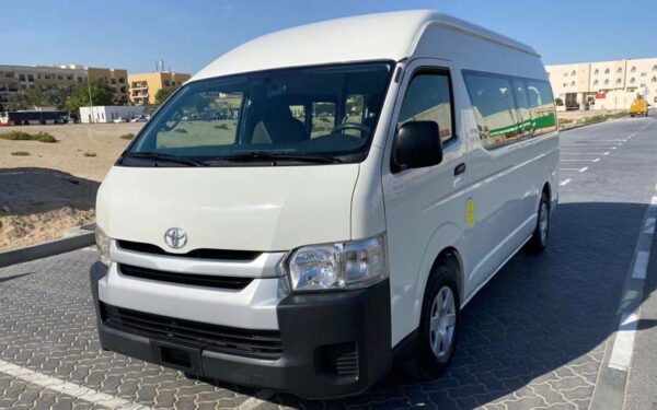 Toyota Hiace 13 Seater