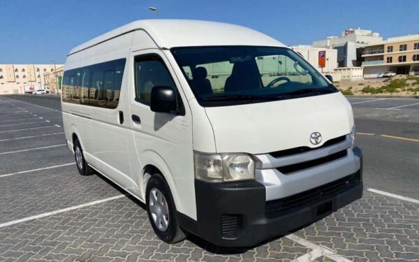 Toyota Hiace 13 Seater