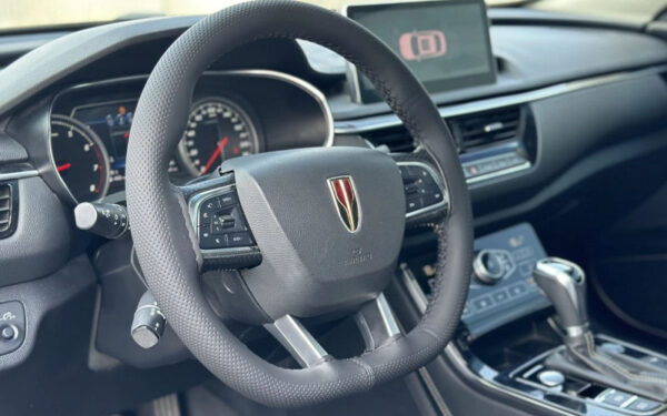 Hongqi H5 2021