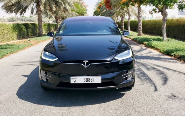 Tesla Model X 2020