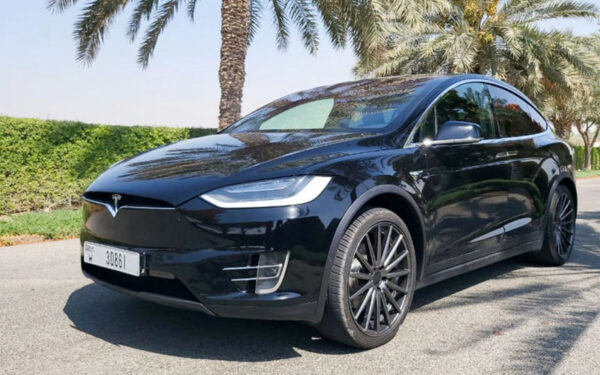 Tesla Model X 2020